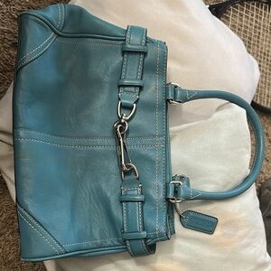 Coach Blue Shoulder Bag with Leather Finish and Silver Hardware